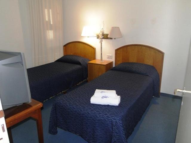 Alfa Hotel Buenos Aires Quarto foto